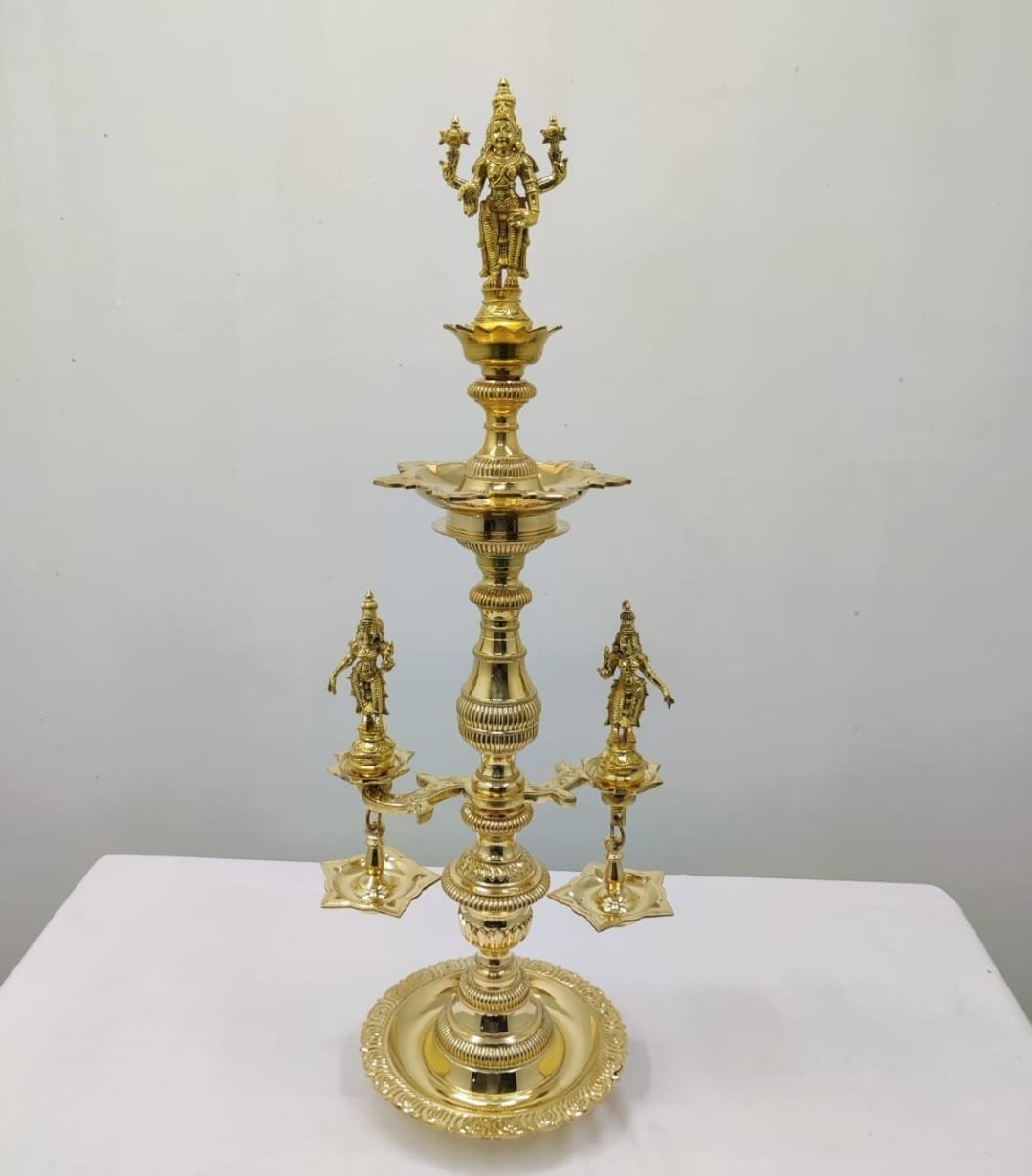 Traditional Kumbakonam Brass Multi-Tier Kuthu Vilakku Lamp